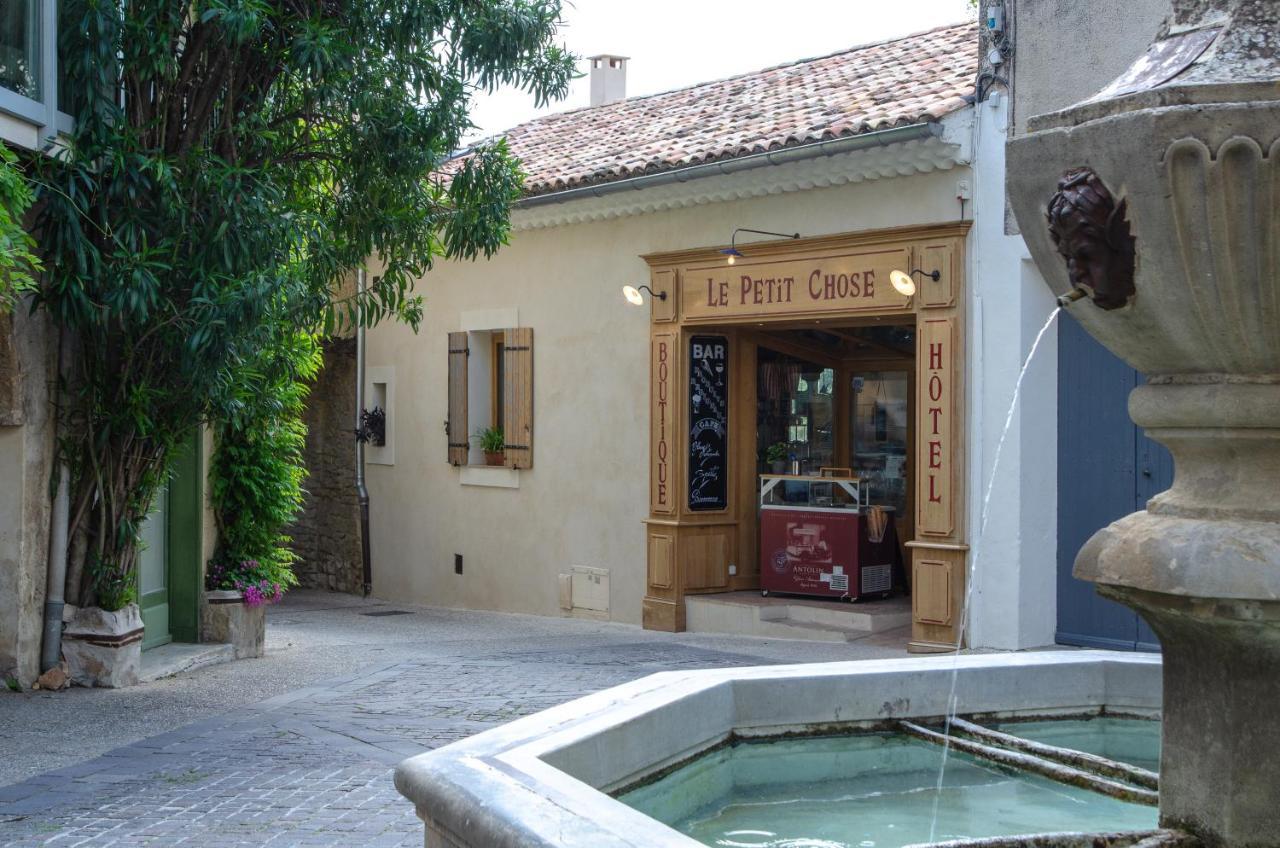 Hotel Les Remparts Венаск Экстерьер фото