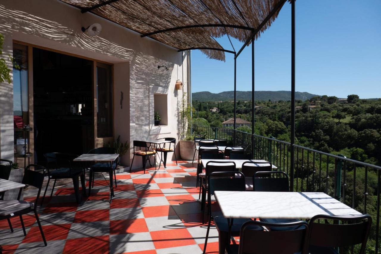 Hotel Les Remparts Венаск Экстерьер фото